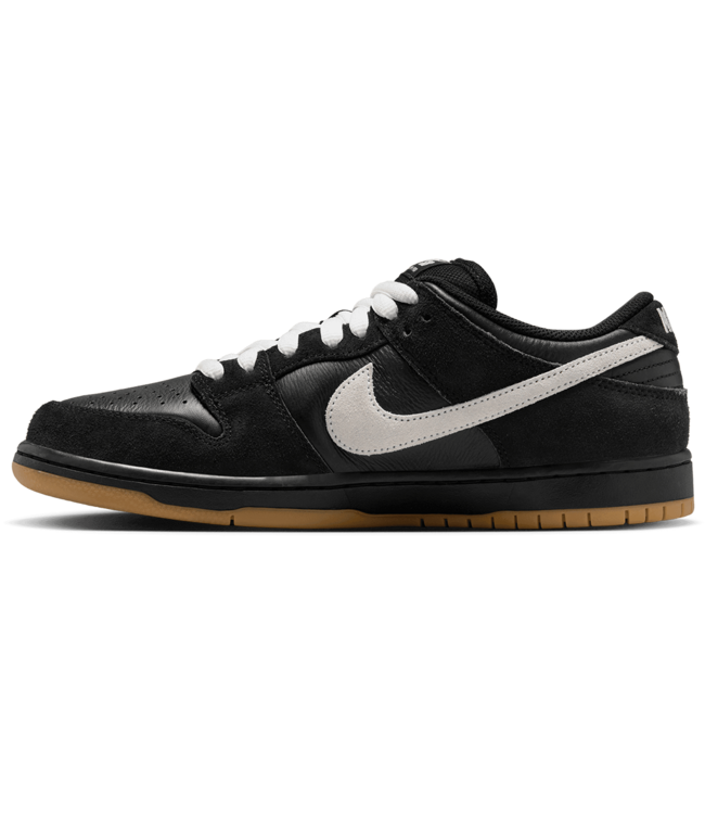 NIKE SB Dunk Low Pro - Black/White-Black-Gum Lig