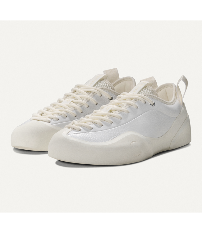 VILLAGE PM 1PM - White / Whisper White
