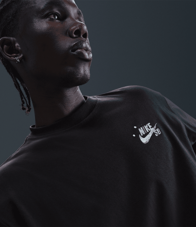 NIKE SB Brooklyn Banks T-Shirt - Black