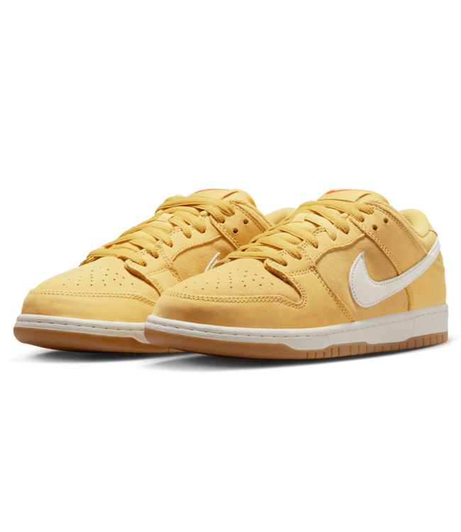 NIKE SB Dunk Low Pro - Saturn Gold