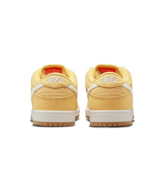NIKE SB Dunk Low Pro - Saturn Gold