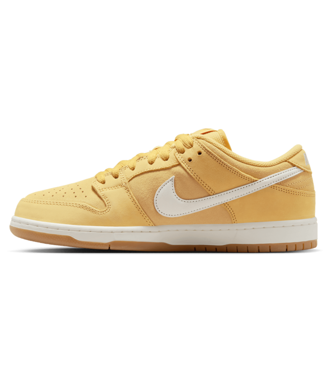 NIKE SB Dunk Low Pro - Saturn Gold