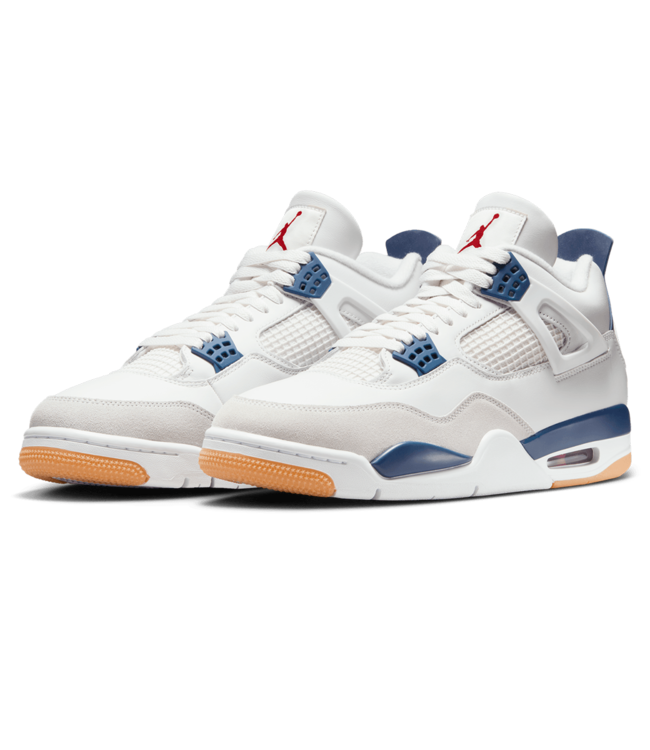 NIKE SB Air Jordan 4 - Summit White / Navy