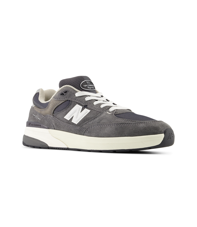 NEW BALANCE NUMERIC 933 Andrew Reynolds - Dark Grey