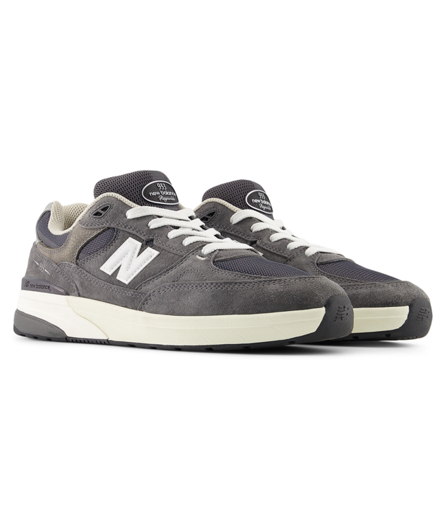 NEW BALANCE NUMERIC 933 Andrew Reynolds - Dark Grey