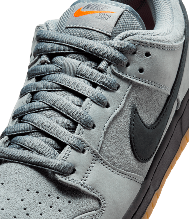 NIKE SB Dunk Low Pro - Cool Grey/Black