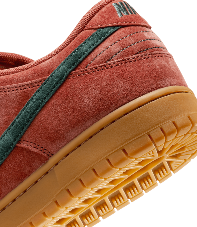 NIKE SB Dunk Low Pro - Burnt Sunrise