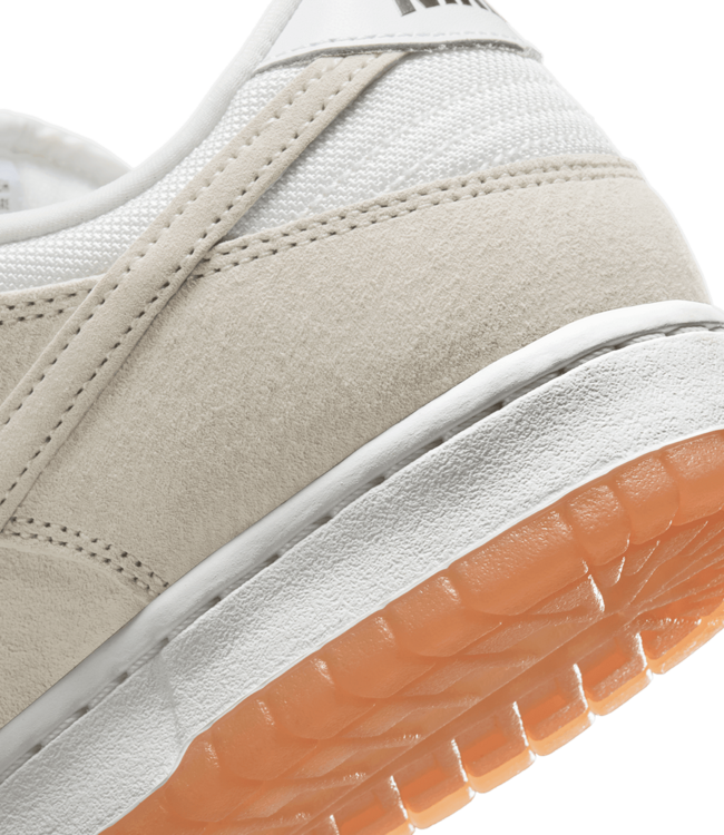 NIKE SB Dunk Low Pro B - Pale Ivory