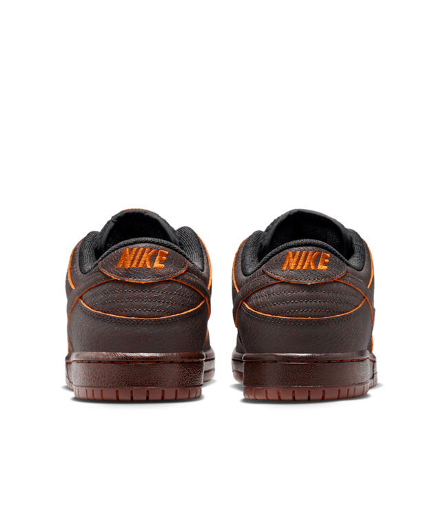 NIKE SB Dunk Low Pro Premium - Krampus