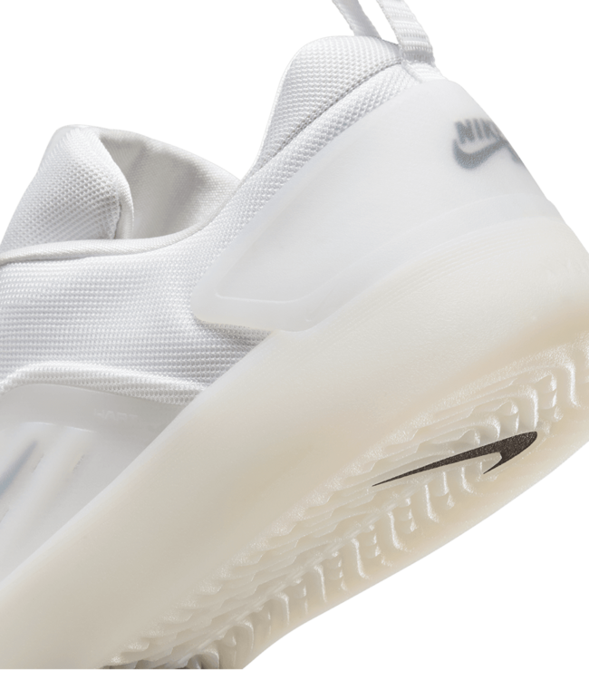 NIKE SB Nyjah 4 - White