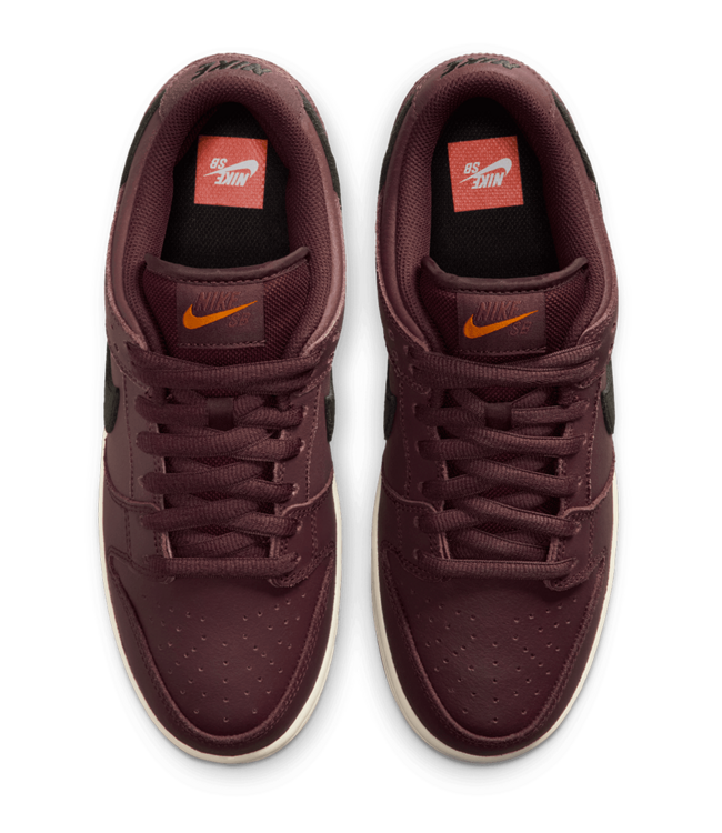 NIKE SB Dunk Low Pro Iso - Burgundy Crush