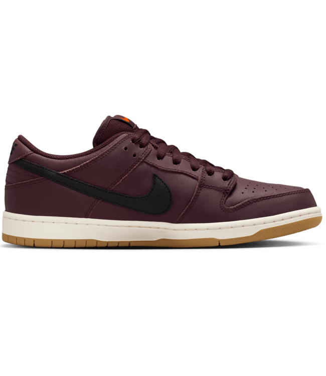 NIKE SB Dunk Low Pro Iso - Burgundy Crush