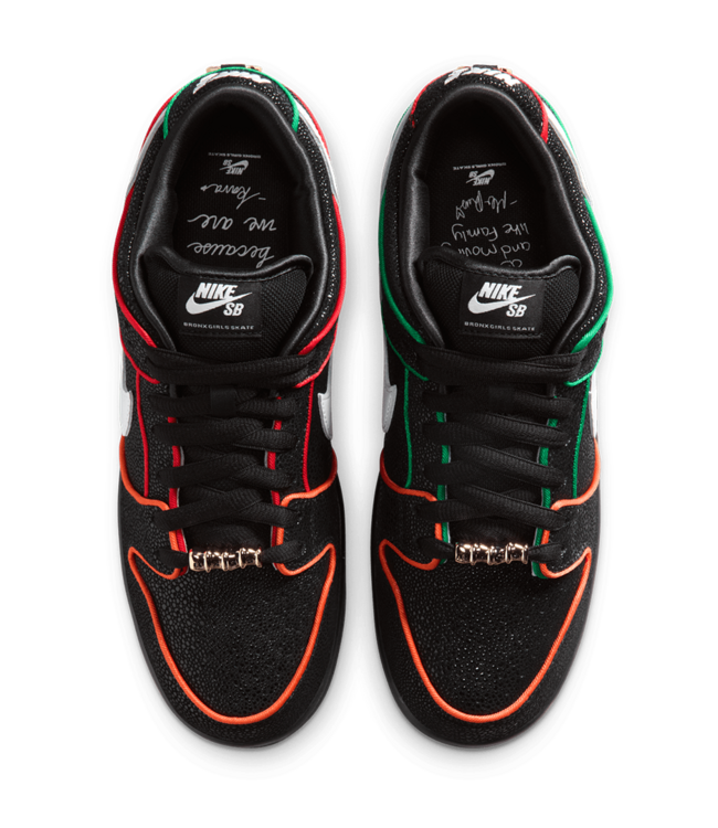 NIKE SB Dunk Low Pro - Bronx Girls Skate