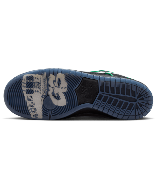 NIKE SB Dunk Low Pro - Bronx Girls Skate