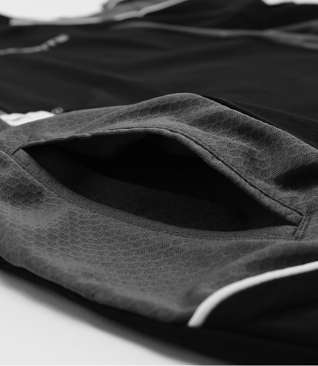 STUDENTS GOLF Denzel Track Popover - Black