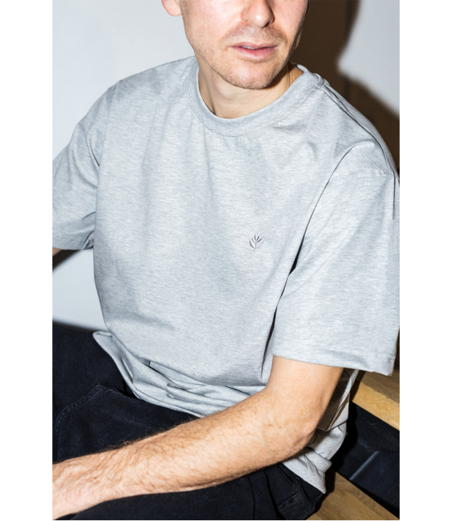 MAGENTA Tonal Tee - Ash