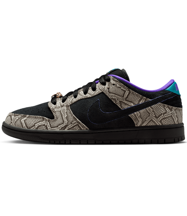 NIKE SB Dunk Low x Dashawn Jordan