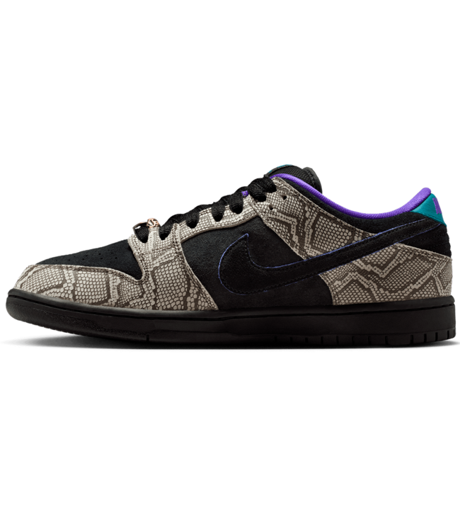 NIKE SB Dunk Low x Dashawn Jordan