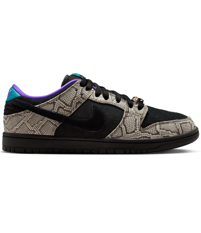 NIKE SB Dunk Low x Dashawn Jordan