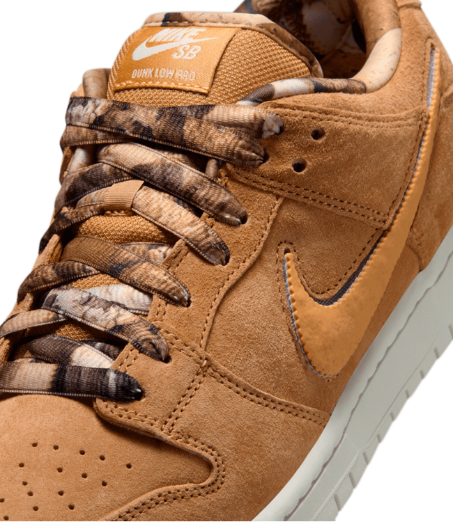 NIKE SB Dunk Low Pro - Note Skateshop
