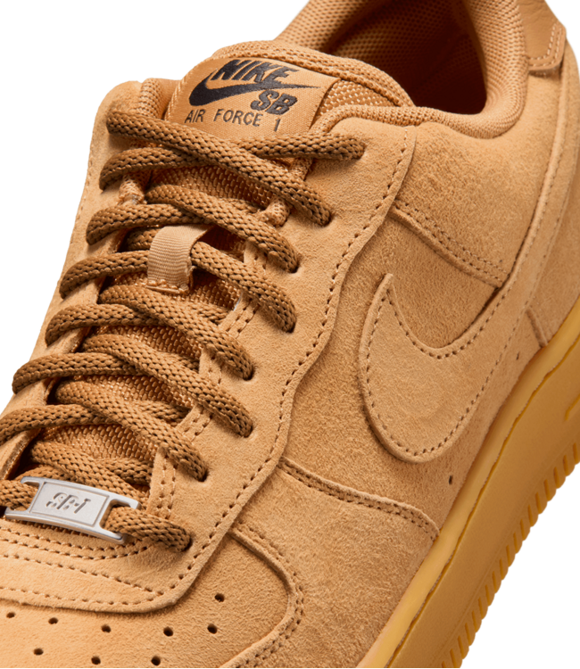 NIKE SB Air Force 1 - Flax