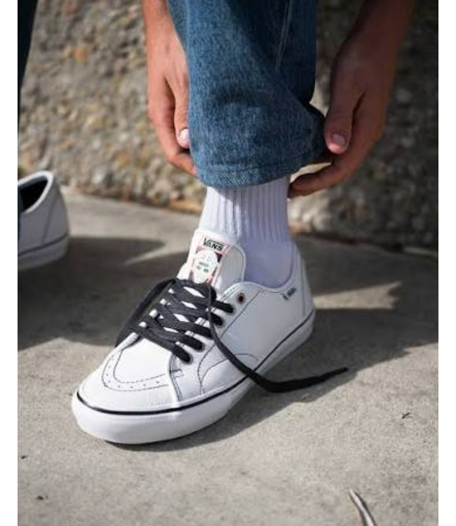 VANS Ave Classic Vcu Hcky - White