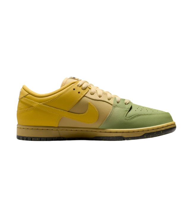 NIKE SB Dunk Low Pro - Saffron Quartz/Saffron Qu