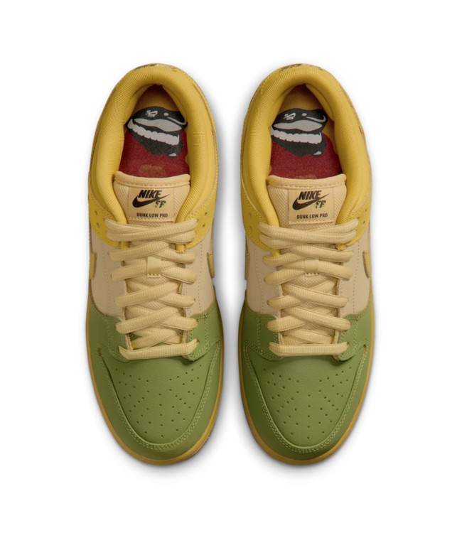 NIKE SB Dunk Low Pro - Saffron Quartz/Saffron Qu