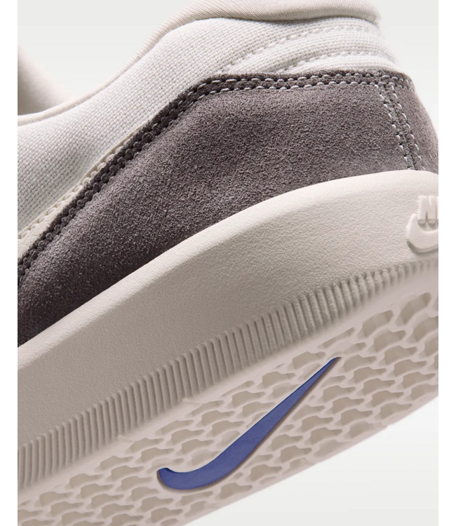 NIKE SB Force 58 - Phantom/Lt Orewood Brn-Pencil