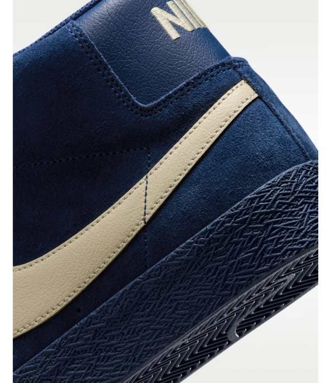 NIKE SB Blazer Mid - Coastal Blue/Pale Yellow-Co