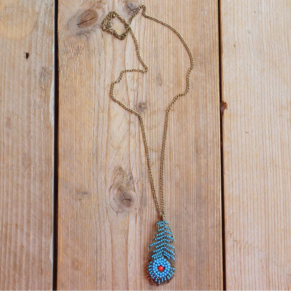 Ketting met turquoise veertje