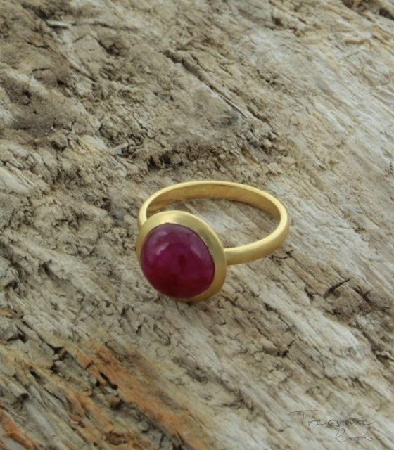 Treasure Rookie Ring Full Moon ruby