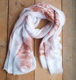 Witte sjaal met roze veren
