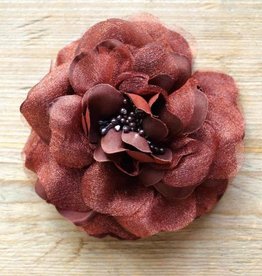 Chocoladebruine bloemcorsage