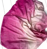 Roze glittersjaal