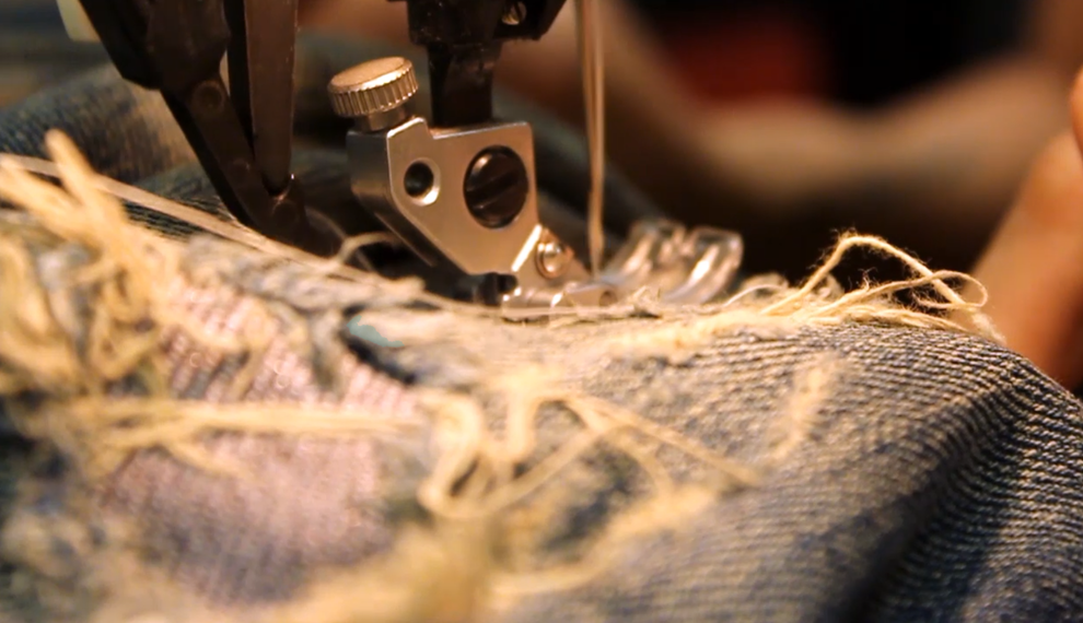 JOY-'JEANS ATELIER' voor inkorten & reparatie