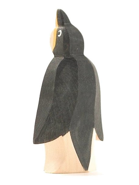 Ostheimer Pinguïn staand met platte buik