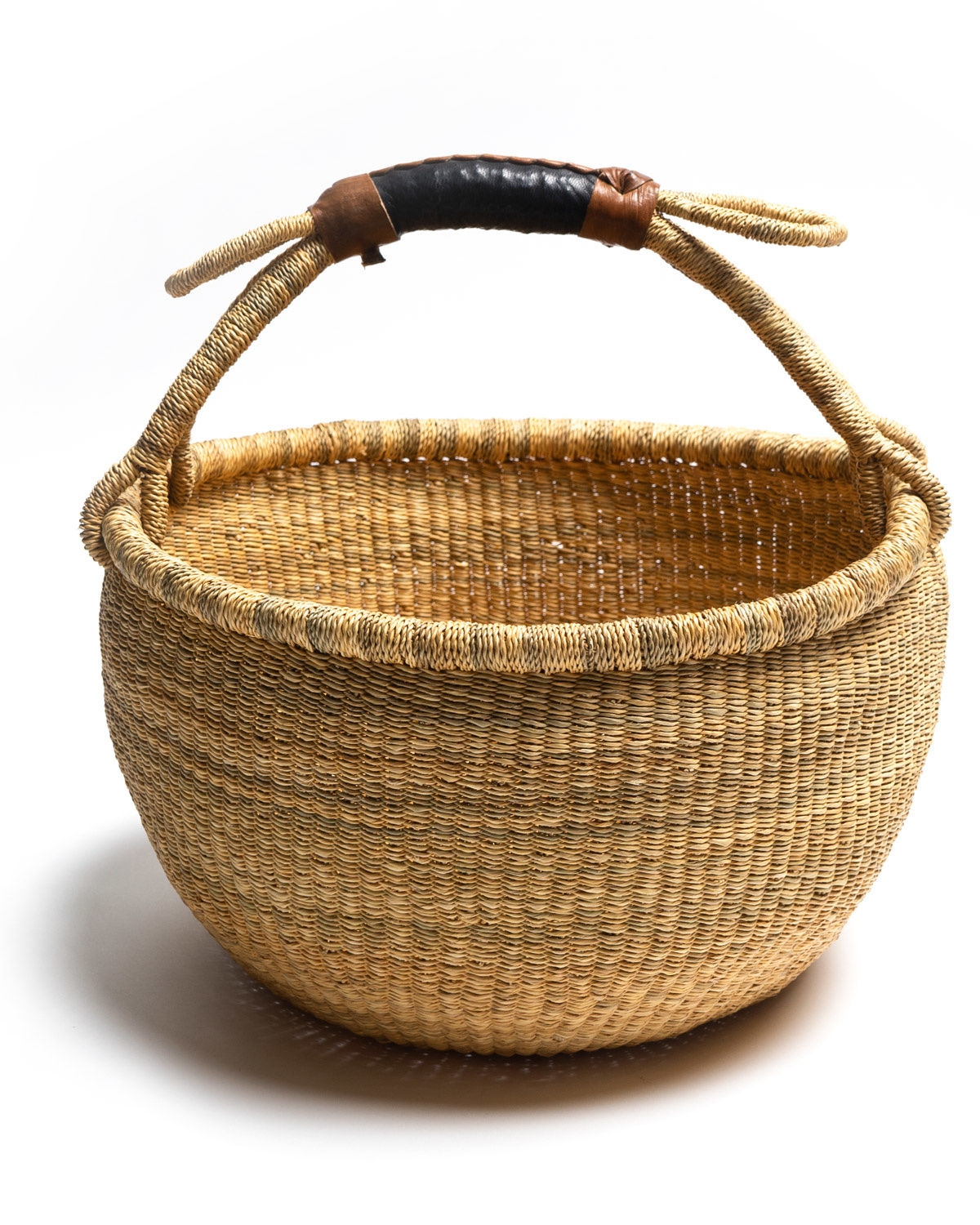 Handgevlochten mand 35-40cm doorsnede