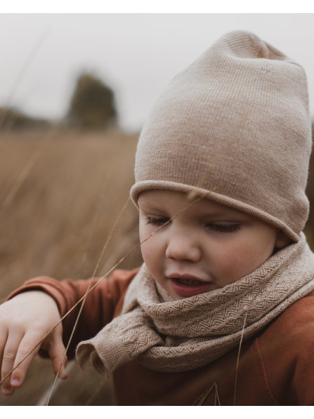 Hvid Efa beanie - apricot