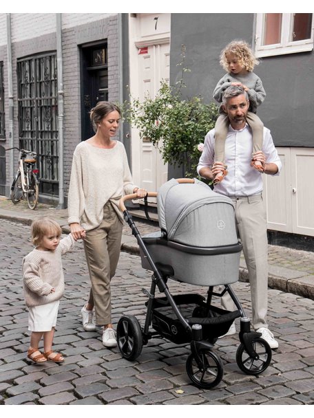 Naturkind Kinderwagen Lux Evo mottled grey - basis model inclusief reiswieg