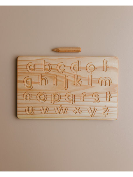 Spelenderwijs leren Houten alfabet traceerbord - kleine letters