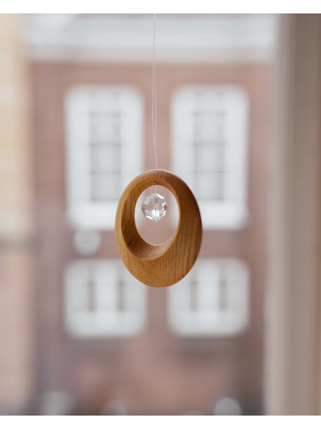 Handmade Kristal hanger in houten ring - small