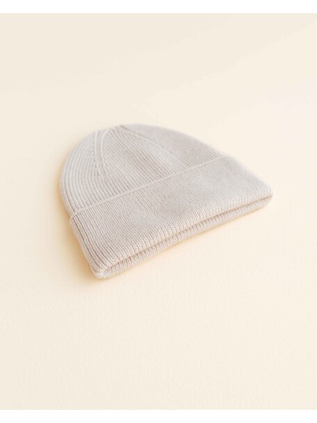 Hvid Ribbeanie newborn Fonzie - cream