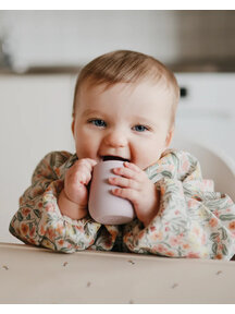 Mushie Eerste drinkbekertje - soft lilac