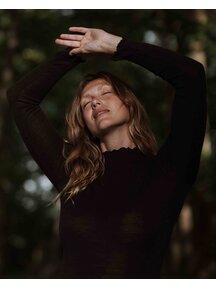 Unaduna Kate longsleeve met turtle neck wol/zijde pointelle - ebony