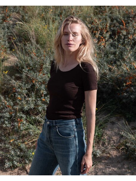 Unaduna Dameshemd short sleeves tiny rib wol - kladdkaka