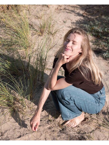 Unaduna Dameshemd short sleeves tiny rib wol - kladdkaka