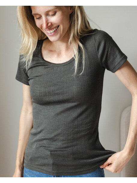 Unaduna Dameshemd short sleeves rib wol/zijde - wakame