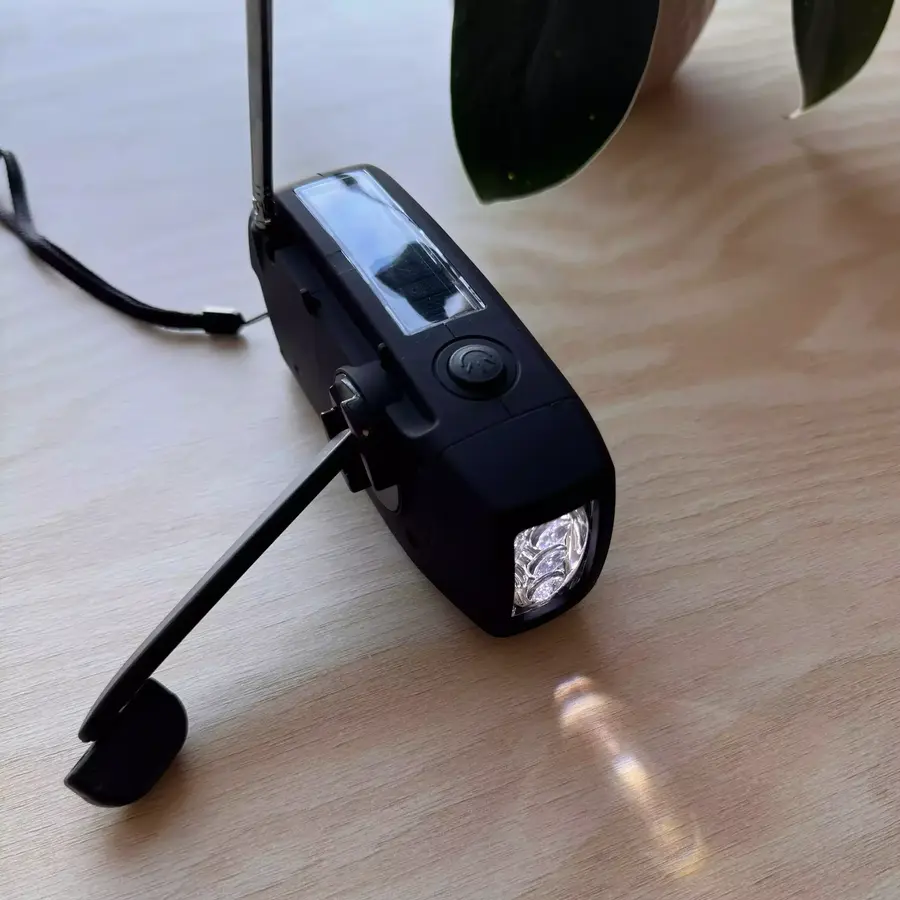 Zazitec Solar Crank Emergency Radio – AM/FM – Powerbank – Solar & Hand Crank – Zaklamp – Noodradio & Telefoonlader-3