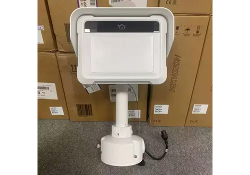 Hikvision iDS-TCD402-BR 4MP Radar & Video Voertuigdetectiesysteem 